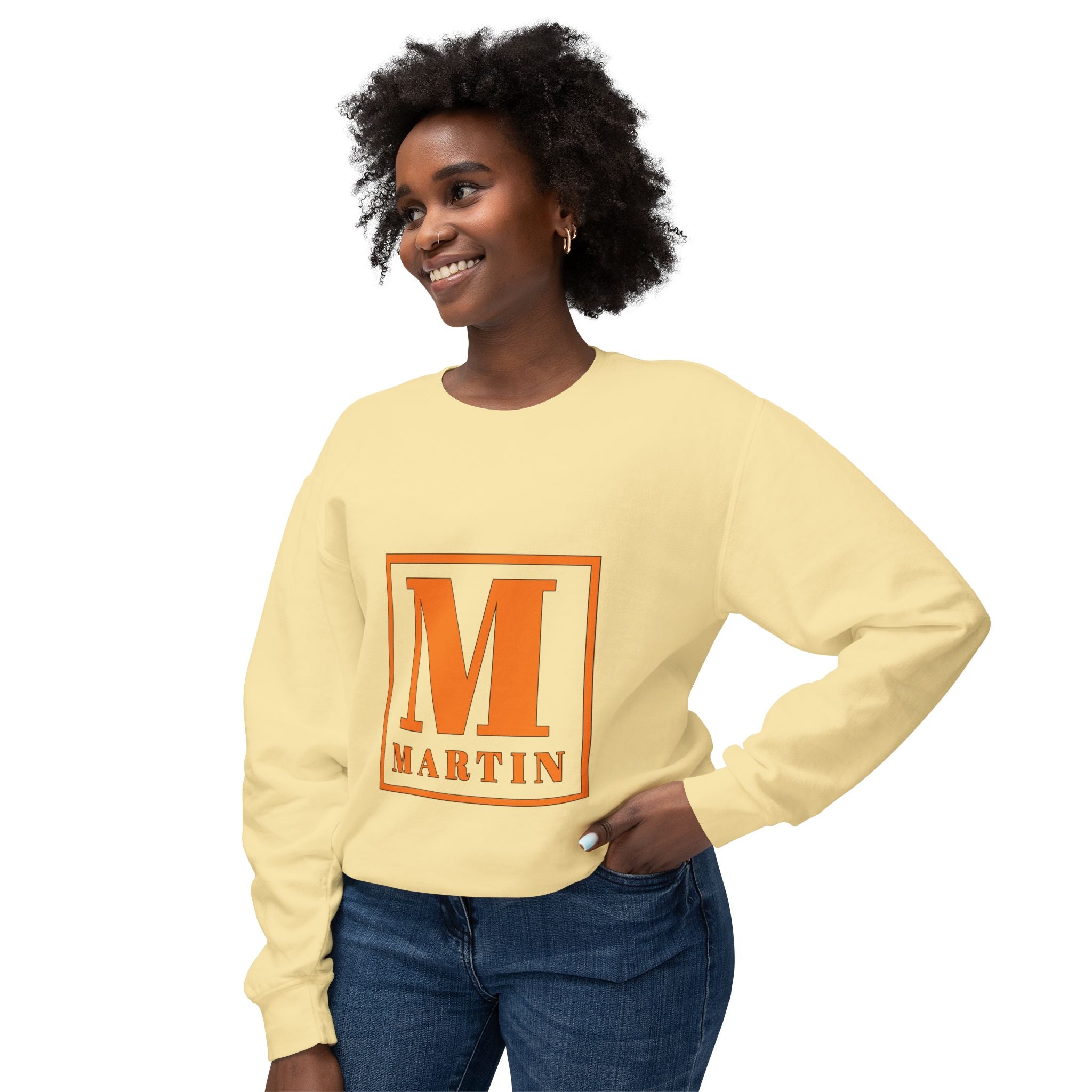 Personalized 'M' Monogram Sweatshirt – Martin Name Crewneck