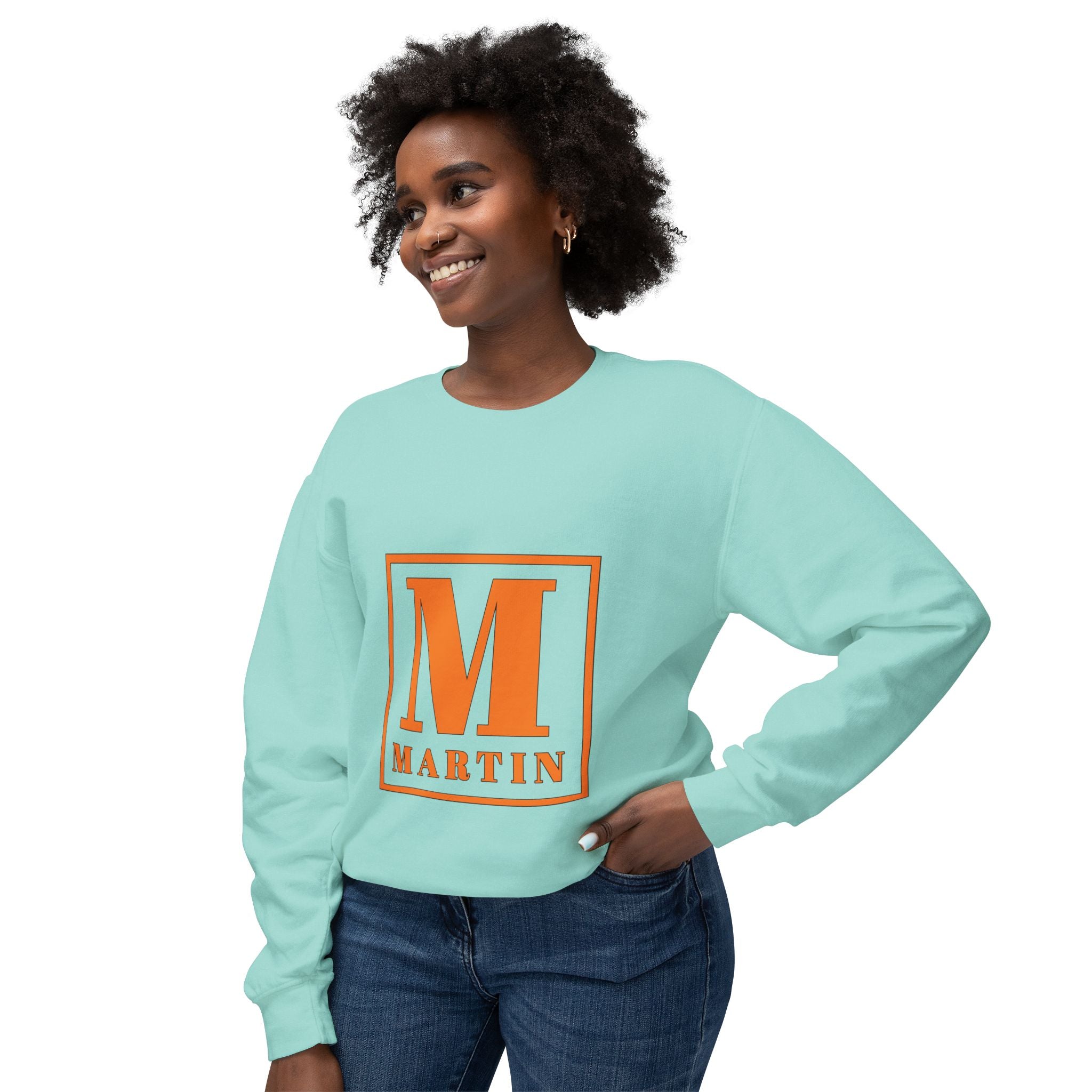 Personalized 'M' Monogram Sweatshirt – Martin Name Crewneck