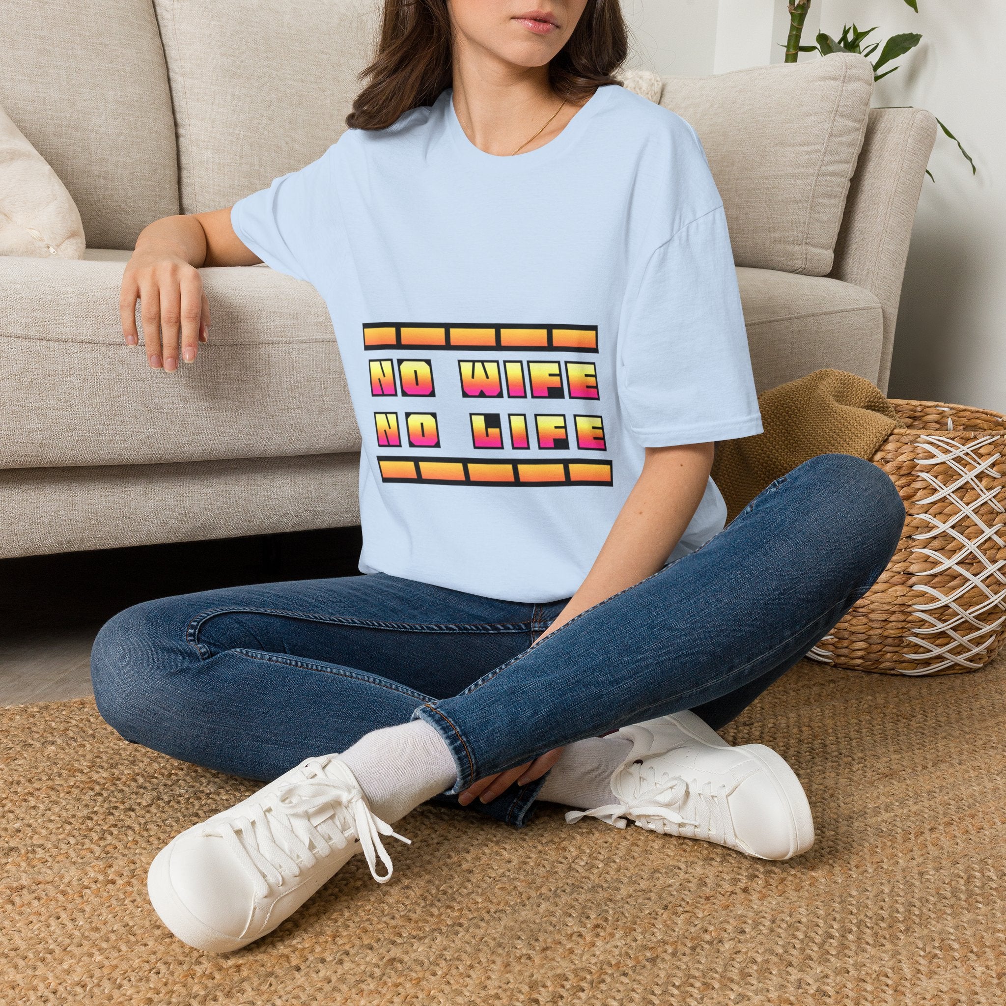 T-Shirt — "No Wife No Life" Retro Block Graphic Tee