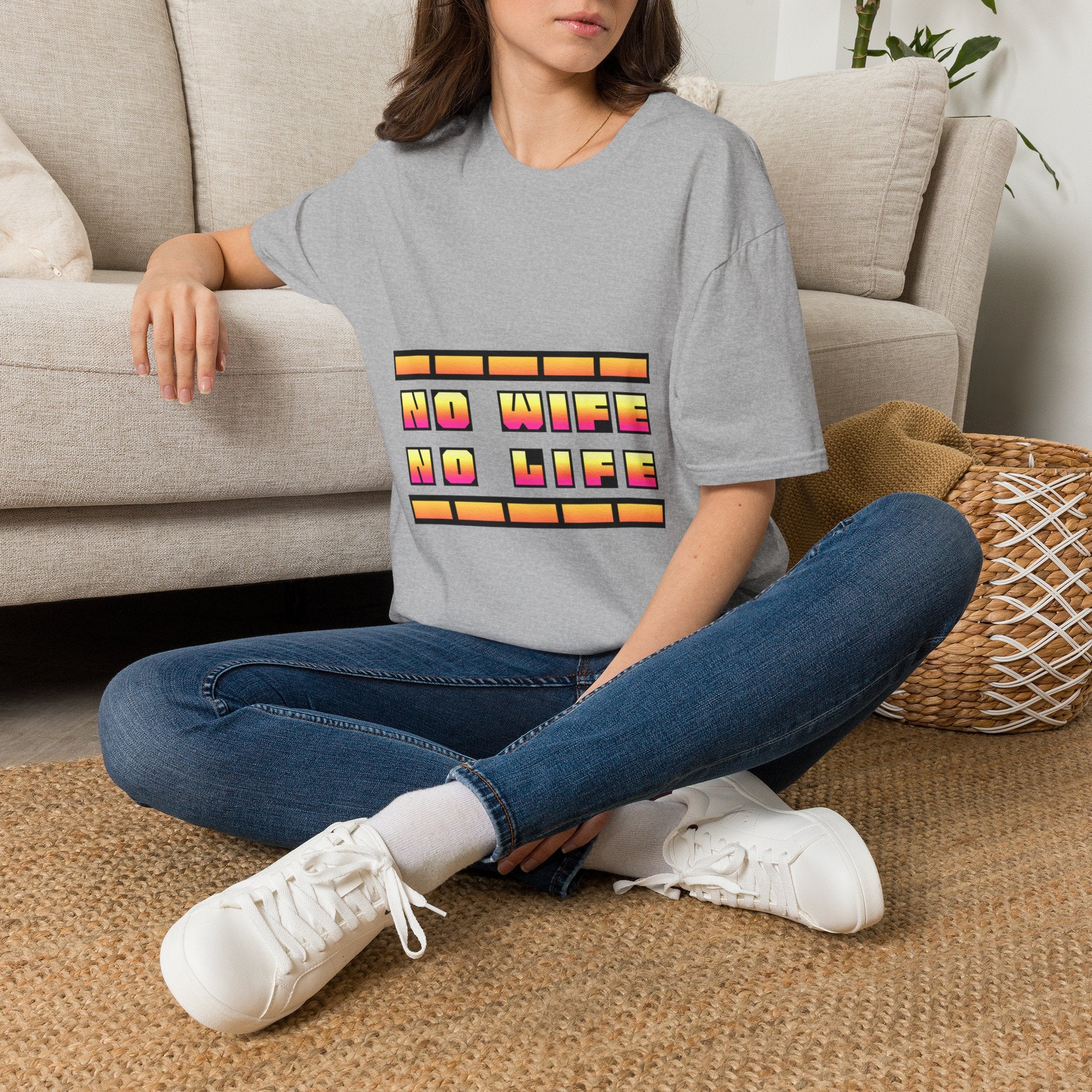 T-Shirt — "No Wife No Life" Retro Block Graphic Tee