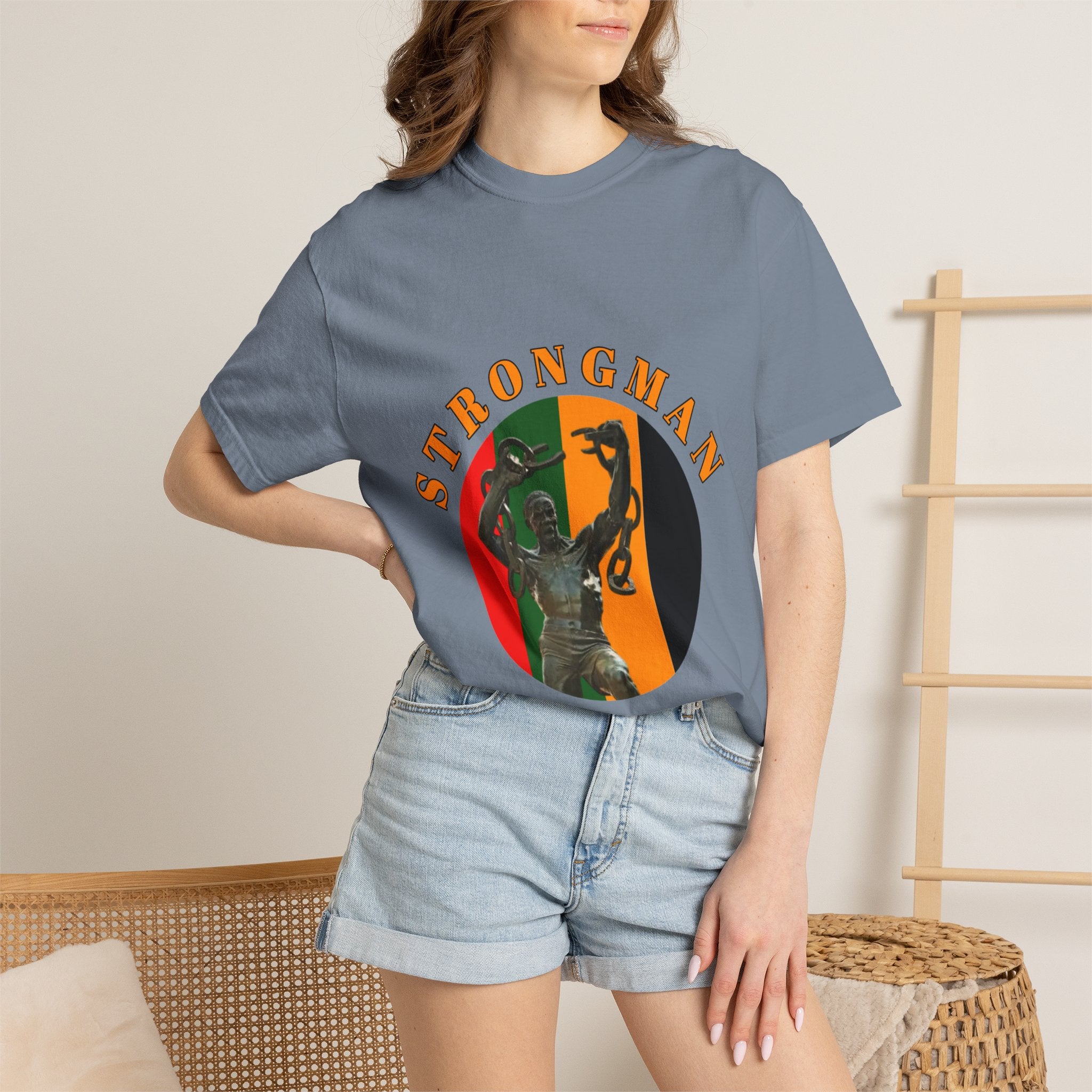 Strongman Statue Vintage-Style T-Shirt — Retro Weightlifting Graphic Tee