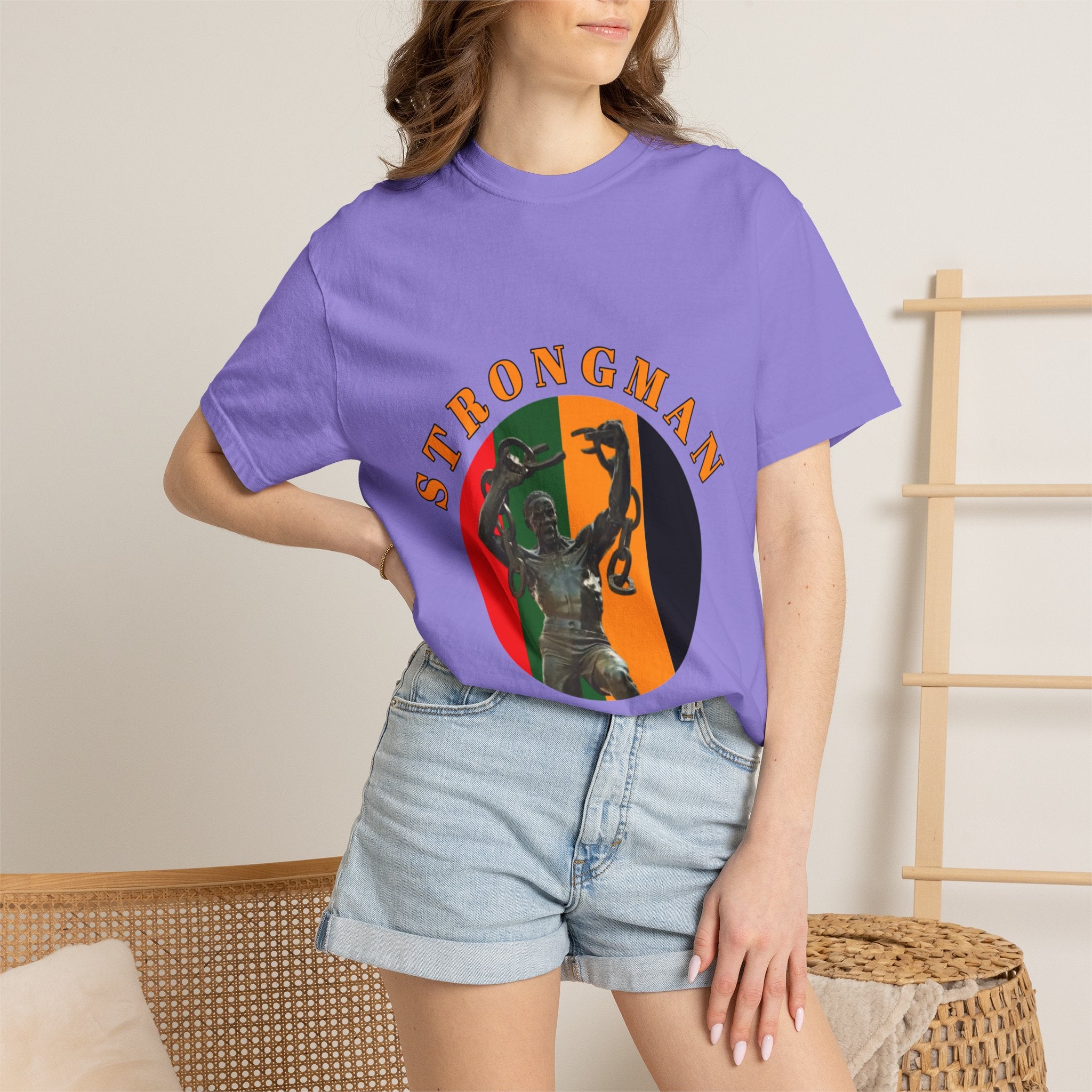 Strongman Statue Vintage-Style T-Shirt — Retro Weightlifting Graphic Tee