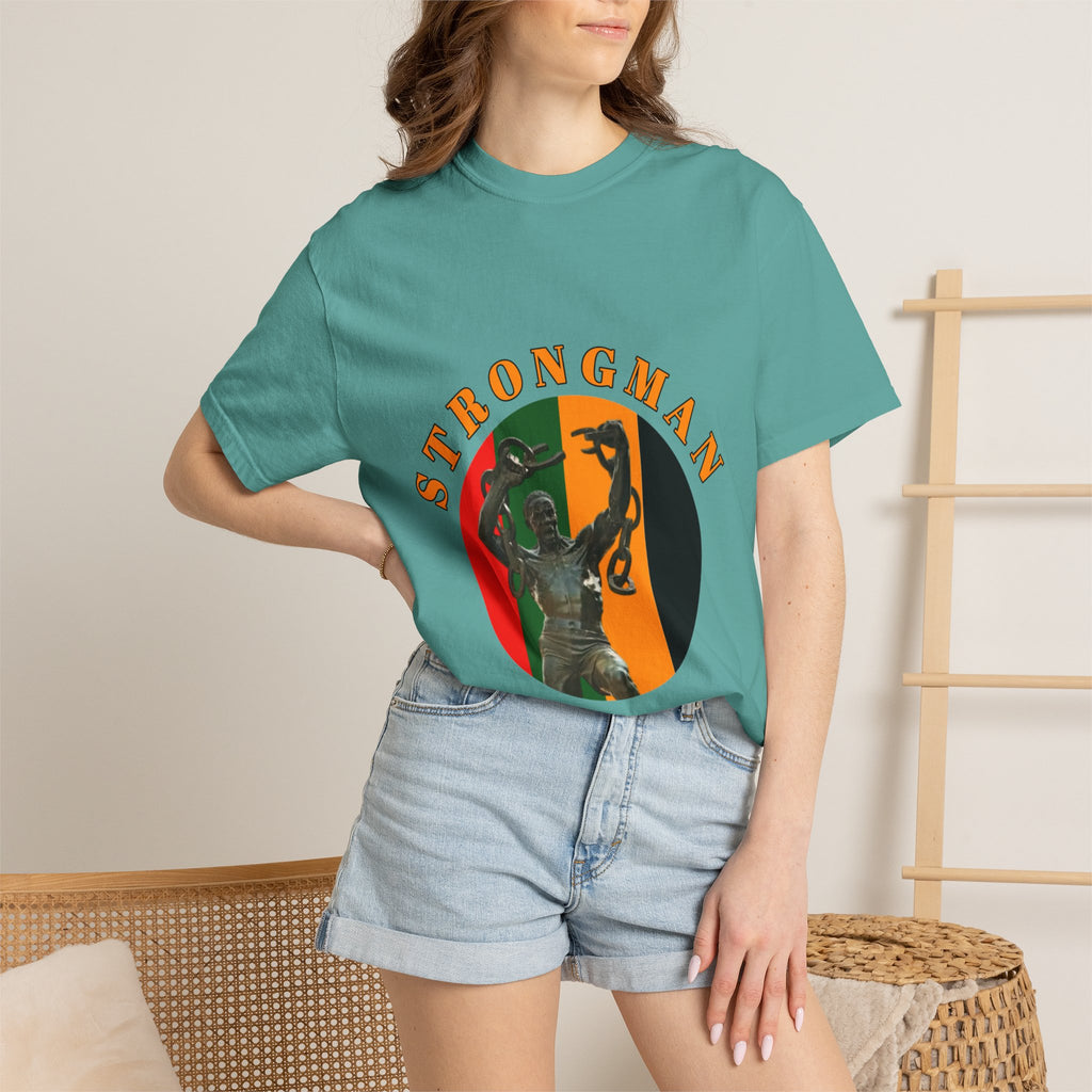 Strongman Statue Vintage-Style T-Shirt — Retro Weightlifting Graphic Tee